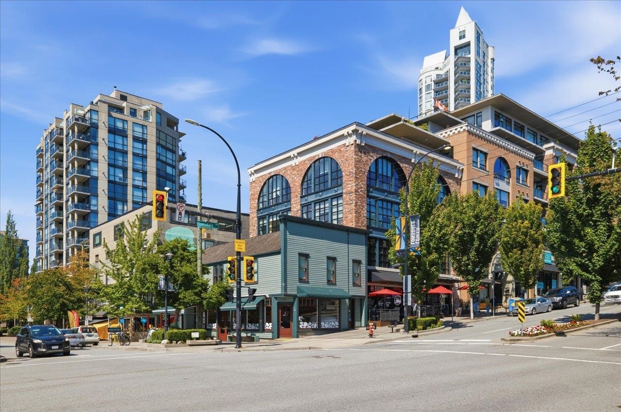 PH2-124 W 1st Street, North Vancouver, BC, V7M 3N3 - 24