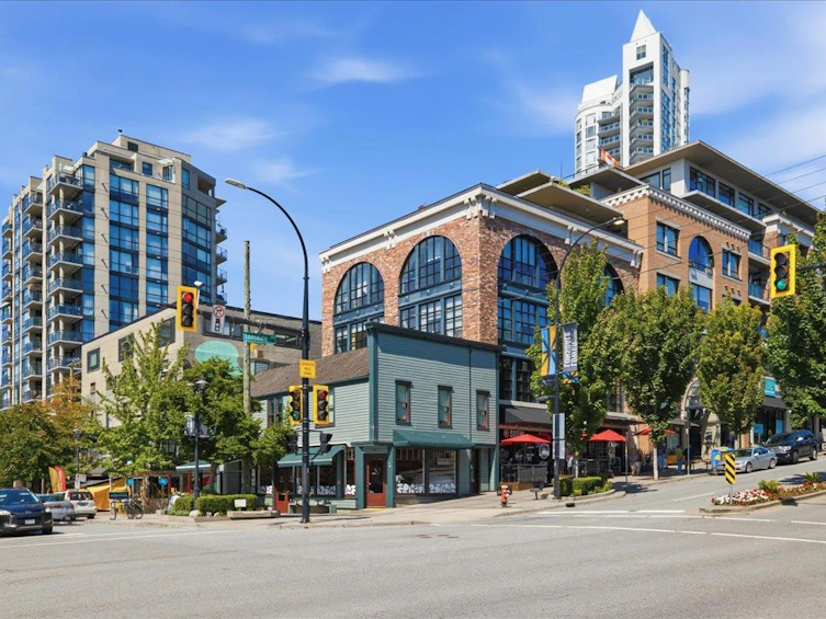 PH2-124 W 1st Street, North Vancouver, BC, V7M 3N3 - 24