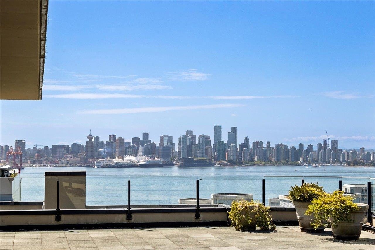 PH2-124 W 1st Street, North Vancouver, BC, V7M 3N3 - 22