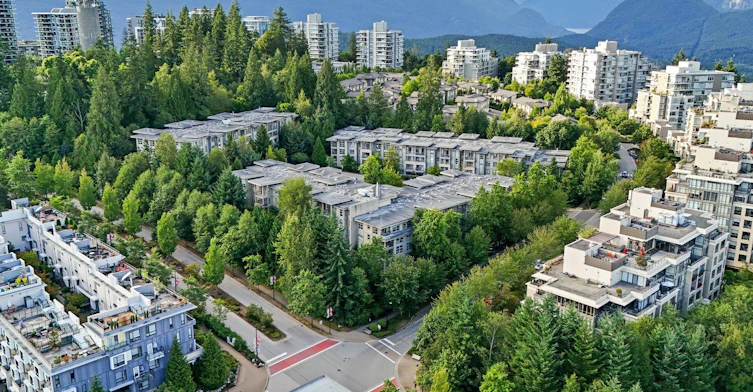 214-9339 University Crescent, Burnaby, BC, V3E 3N2 - 2