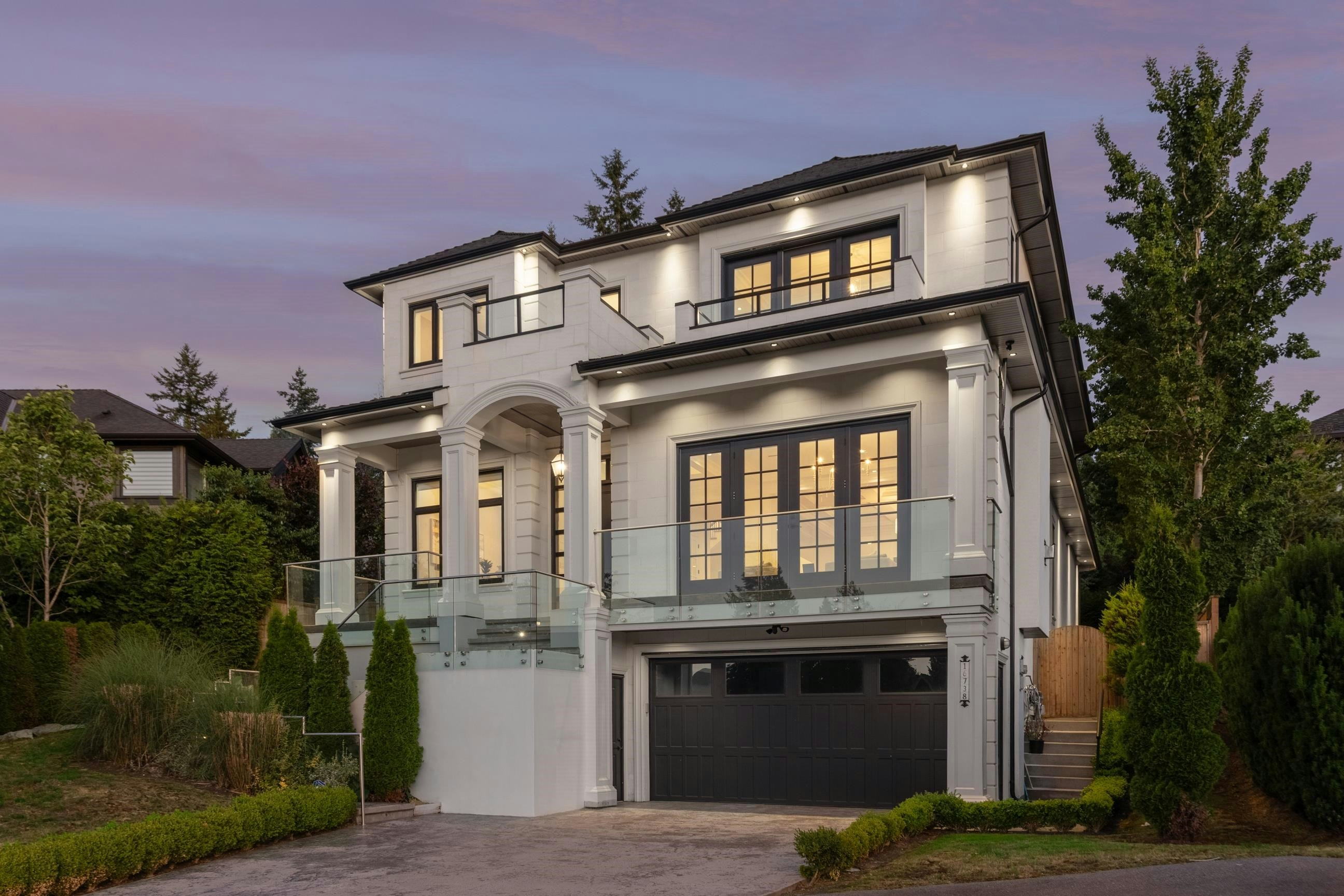 16738 Mcnair Drive, Surrey, BC, V3Z 0P9 - 39