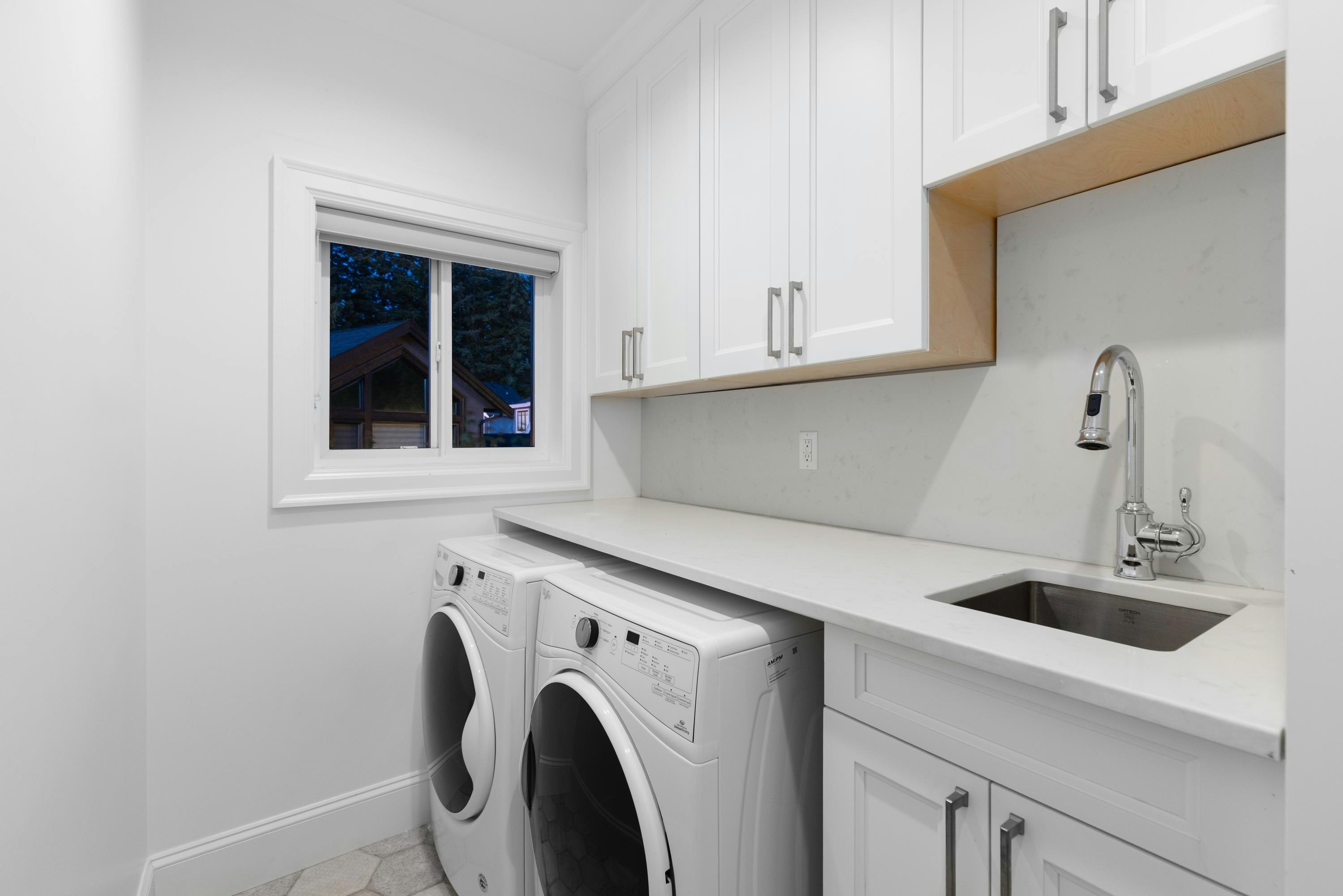 16738 Mcnair Drive, Surrey, BC, V3Z 0P9 - 29