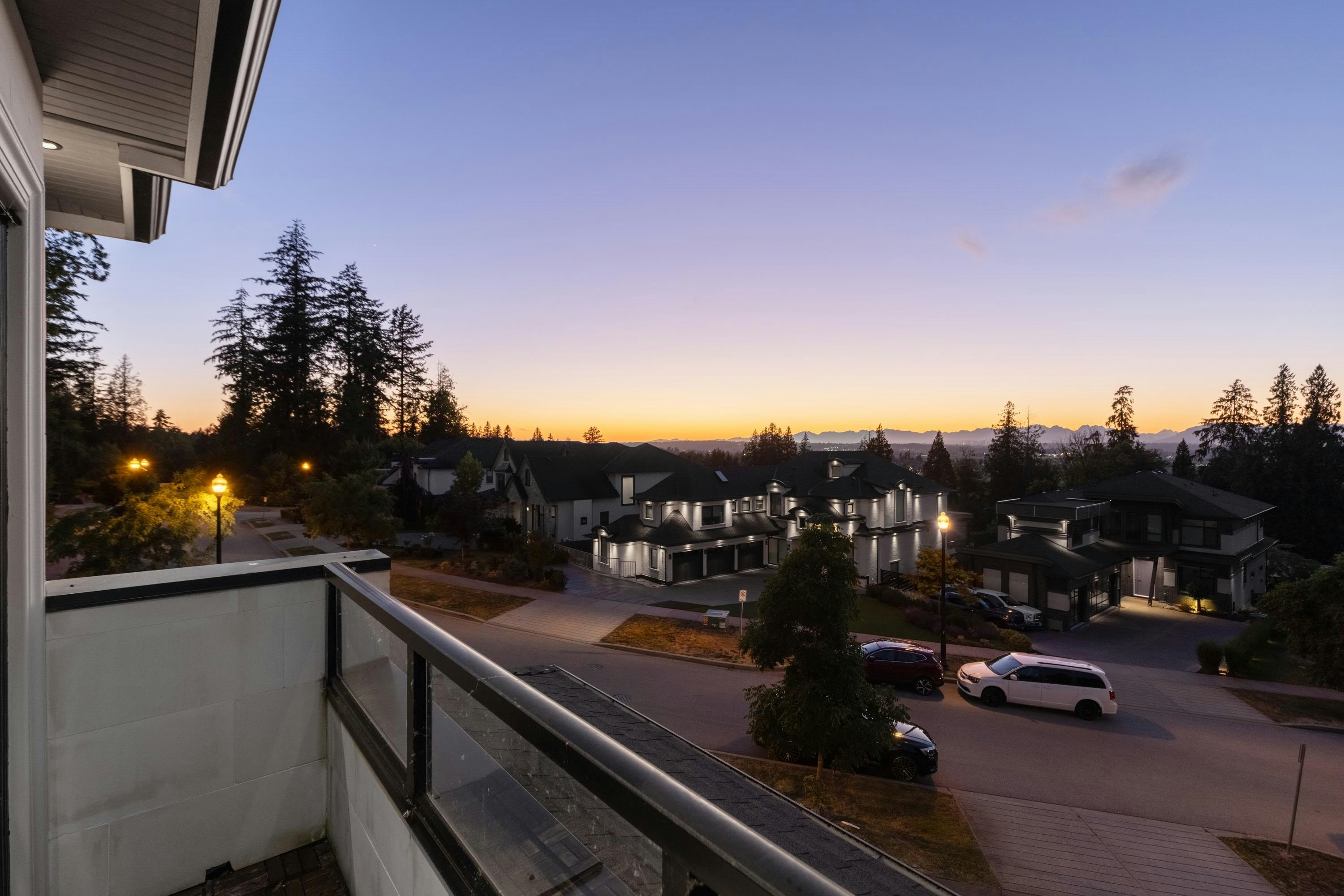 16738 Mcnair Drive, Surrey, BC, V3Z 0P9 - 21