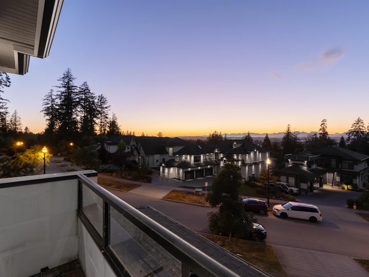 16738 Mcnair Drive, Surrey, BC, V3Z 0P9 - 21