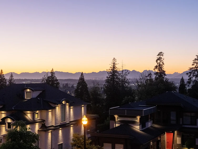 16738 Mcnair Drive, Surrey, BC, V3Z 0P9 - 38
