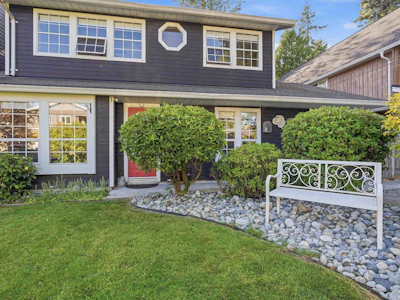 1425 129 Street - 3