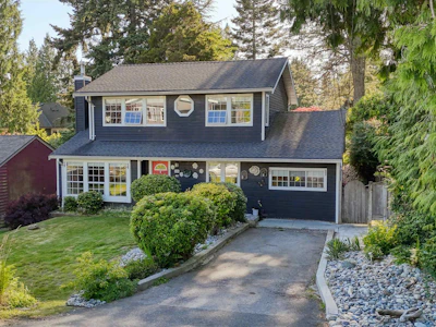 1425 129 Street - 2
