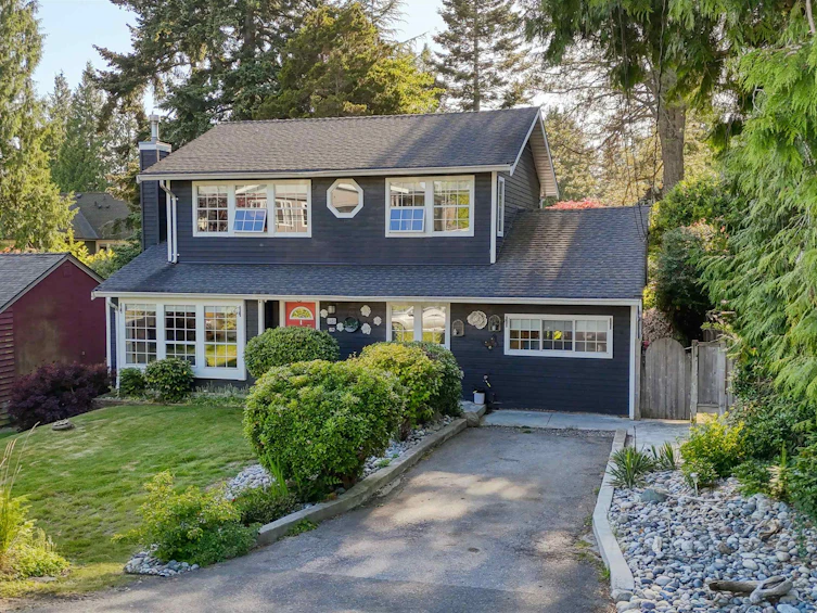 1425 129 Street, Surrey, BC, V4A 3X9 - 2