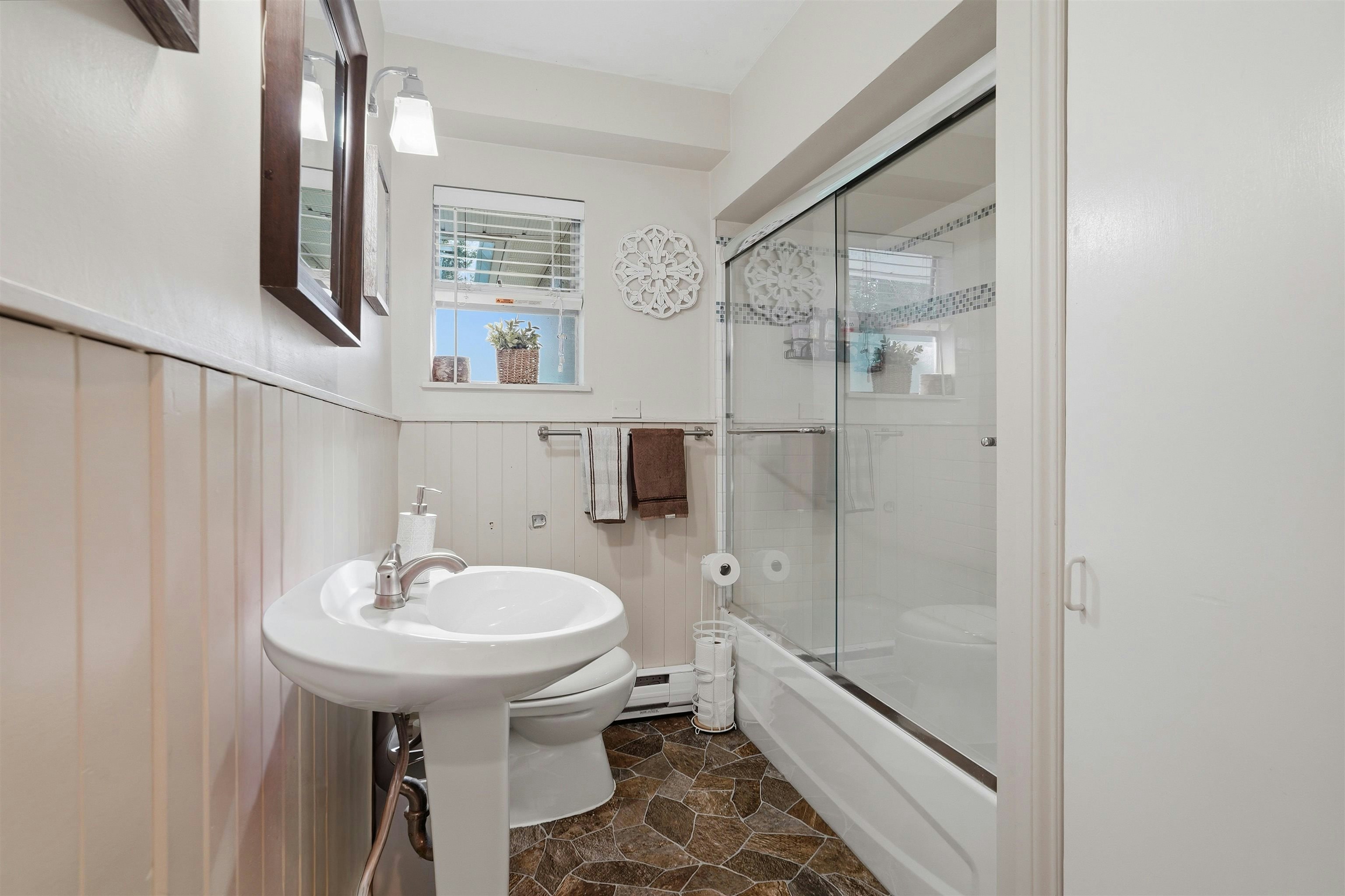 1425 129 Street, Surrey, BC, V4A 3X9 - 21