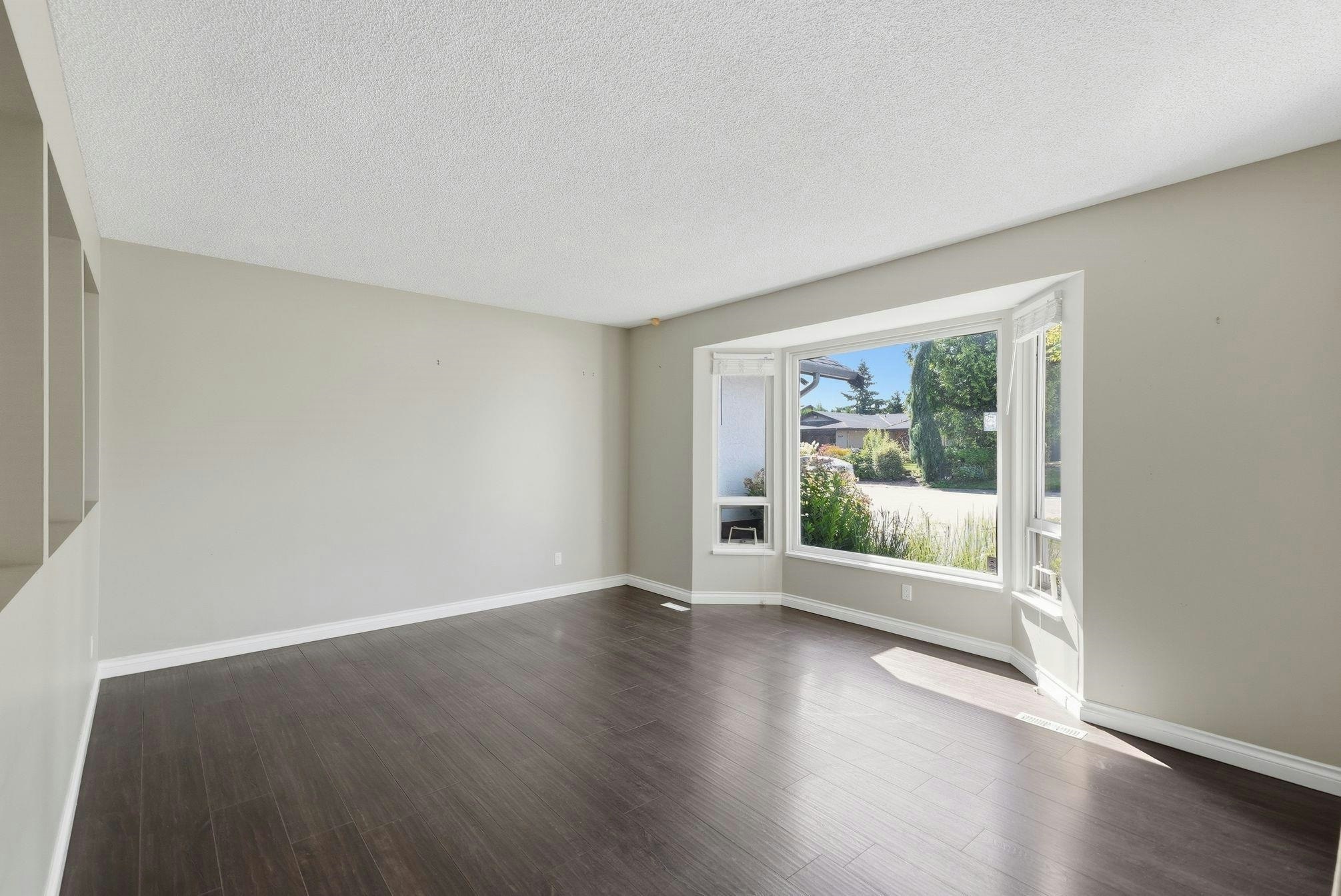 26959 33 Avenue - 5