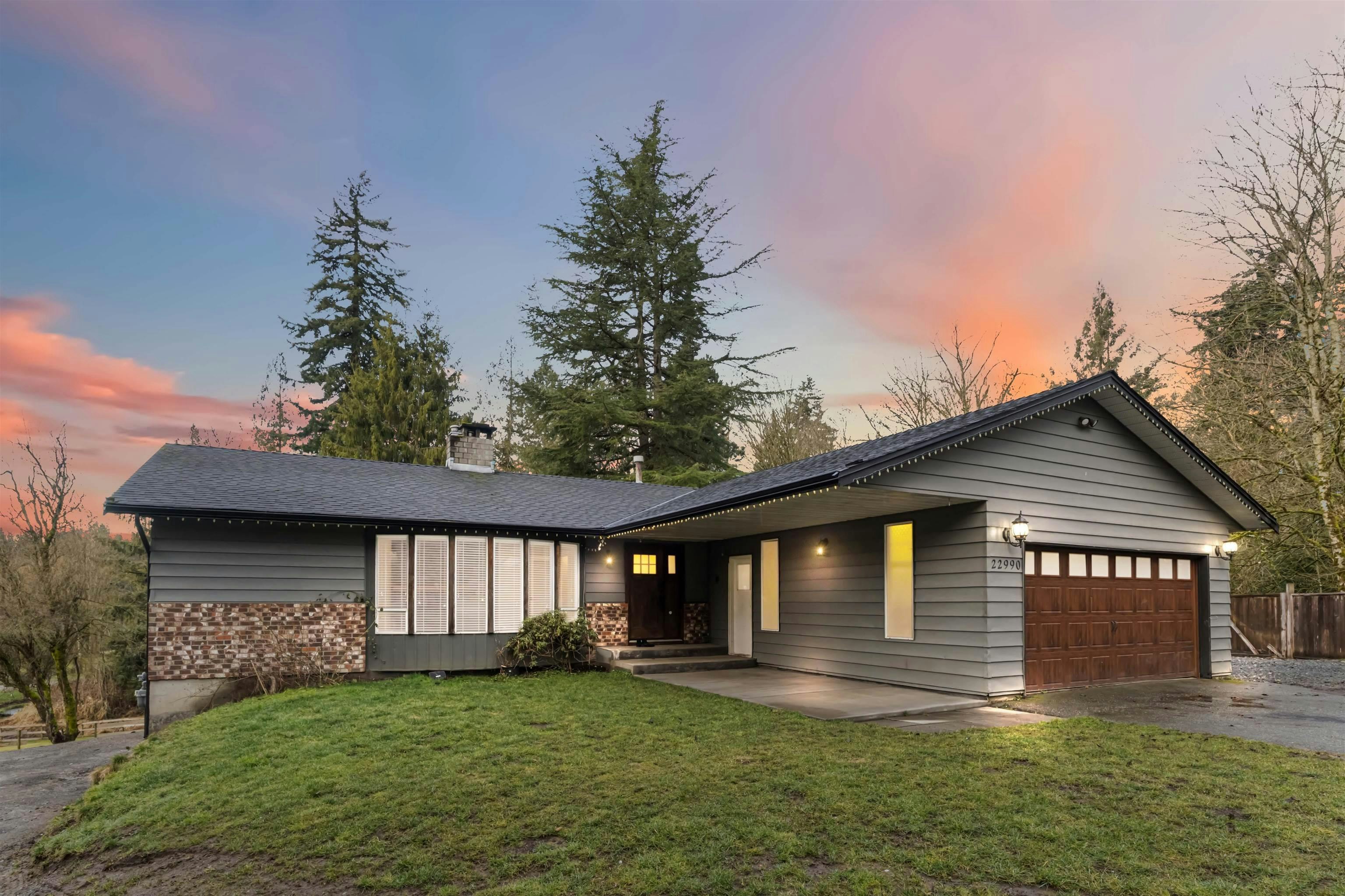 22990 70a Avenue, Langley, BC, V2Y 2J9