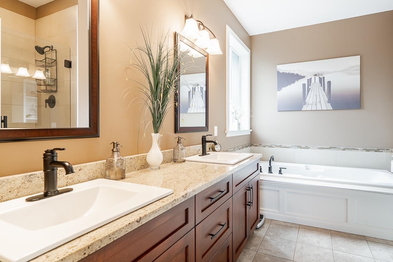 29-50778 Ledgestone Place, Chilliwack, BC, V2P 0E7 - 16