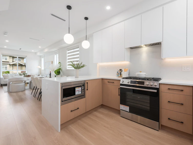 5-6808 Elwell Street, Burnaby, BC, V5E 1K1 - 3