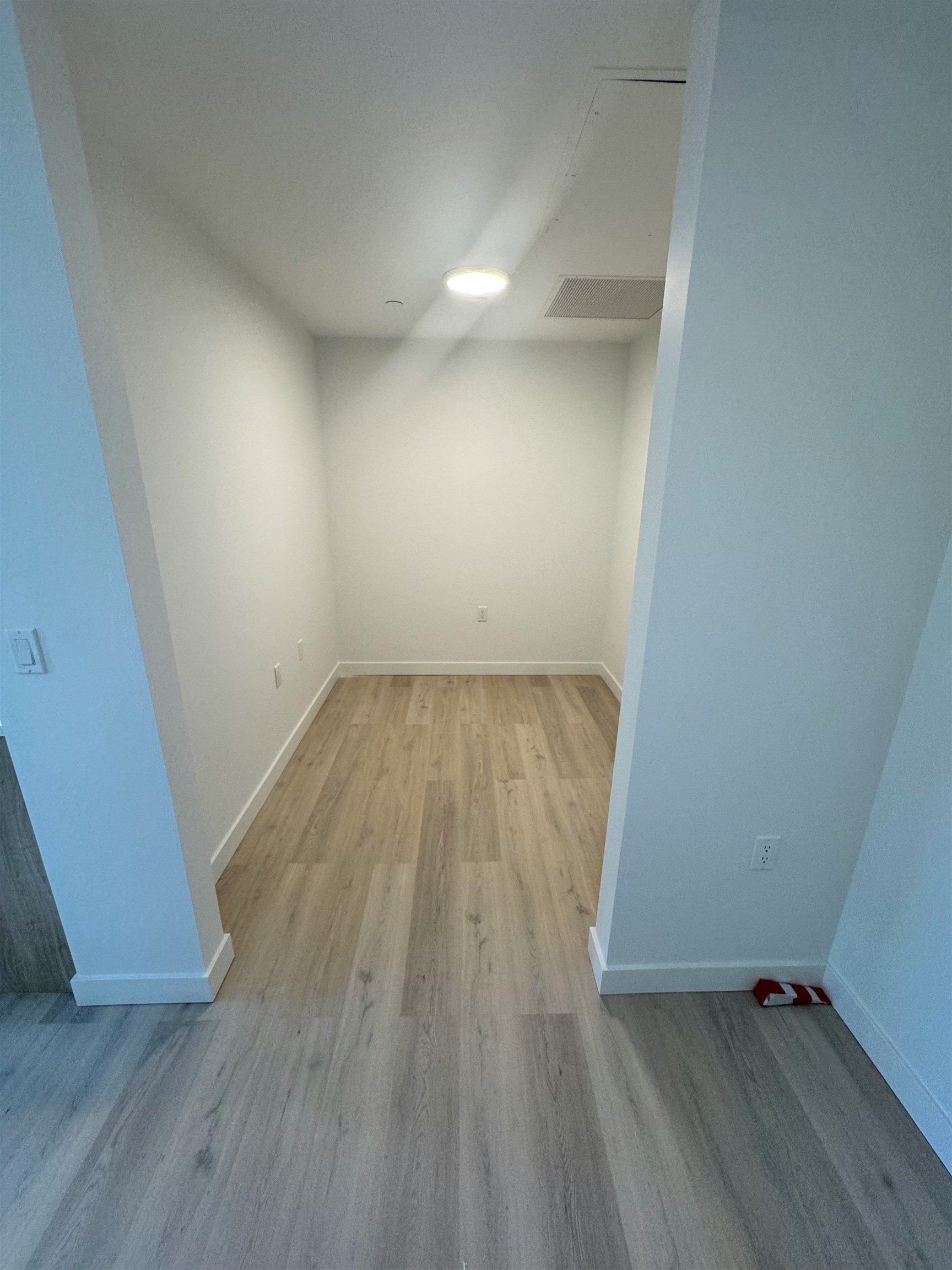 30*-1616 Lloyd Avenue, North Vancouver, BC, V7P 1S5 - 10
