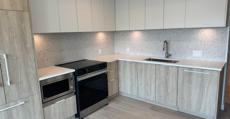 30*-1616 Lloyd Avenue, North Vancouver, BC, V7P 1S5 - 3