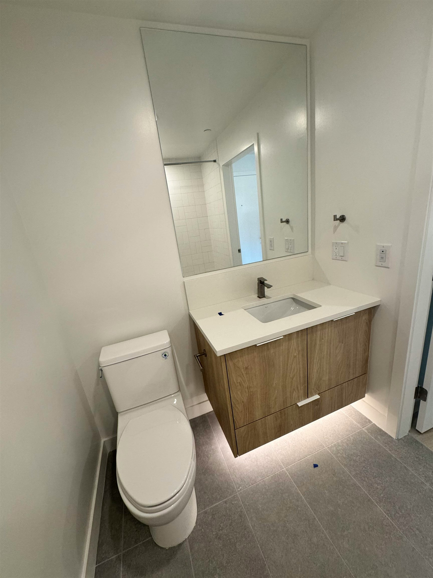 30*-1616 Lloyd Avenue, North Vancouver, BC, V7P 1S5 - 9