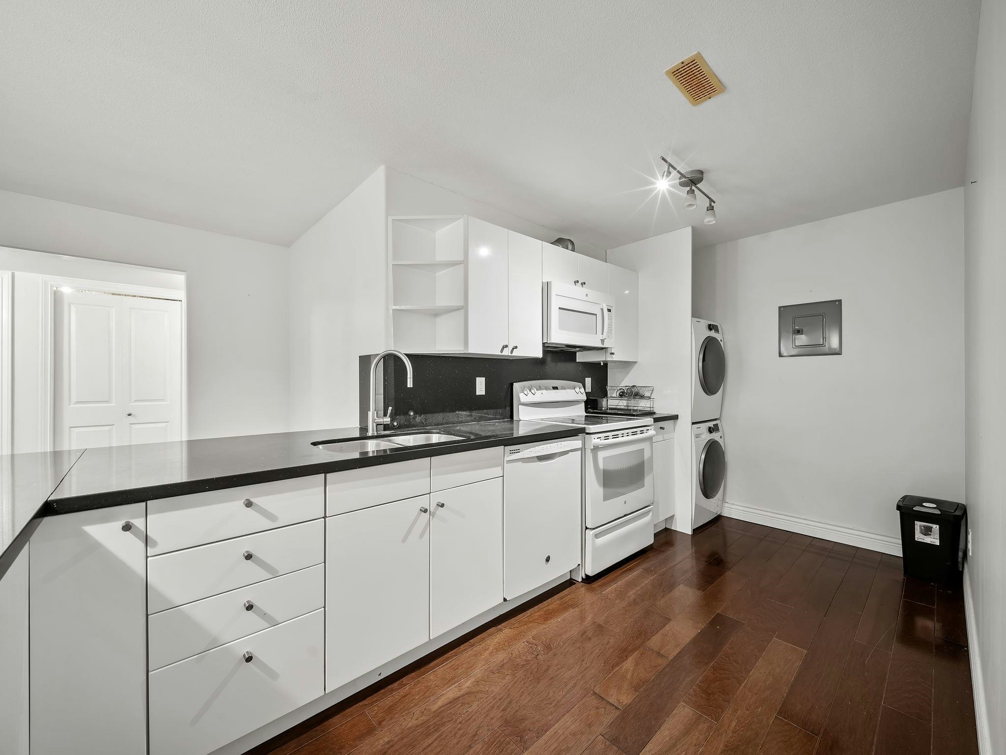 1760 Hampton Drive, Coquitlam, BC, V3E 3E1 - 34