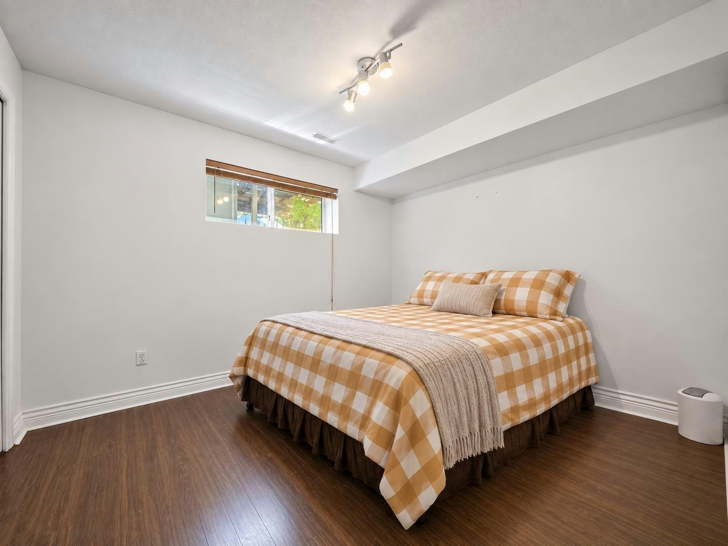 1760 Hampton Drive, Coquitlam, BC, V3E 3E1 - 35