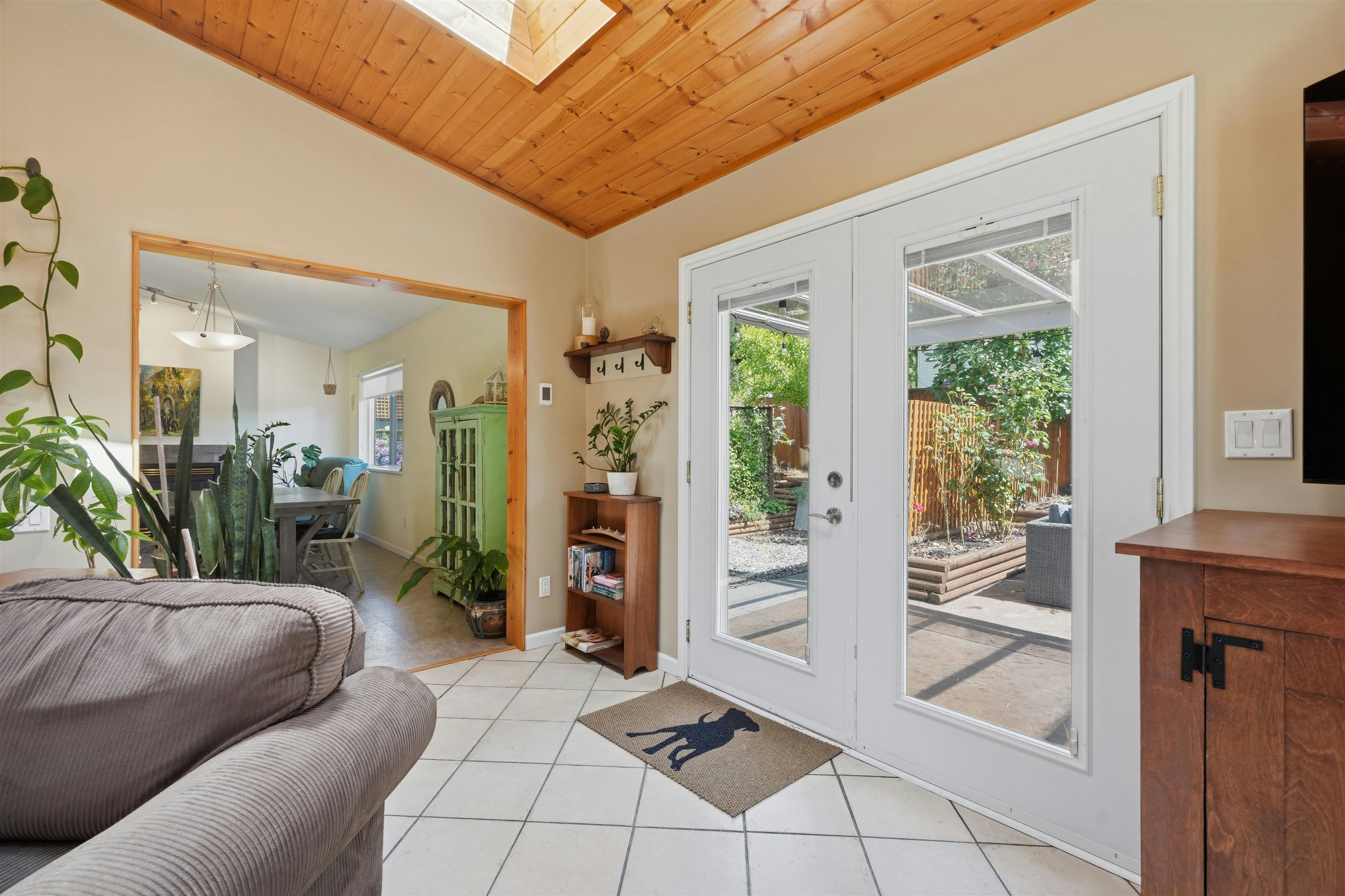 5616 Emerson Road, Sechelt, BC, V0N 3A7 - 26