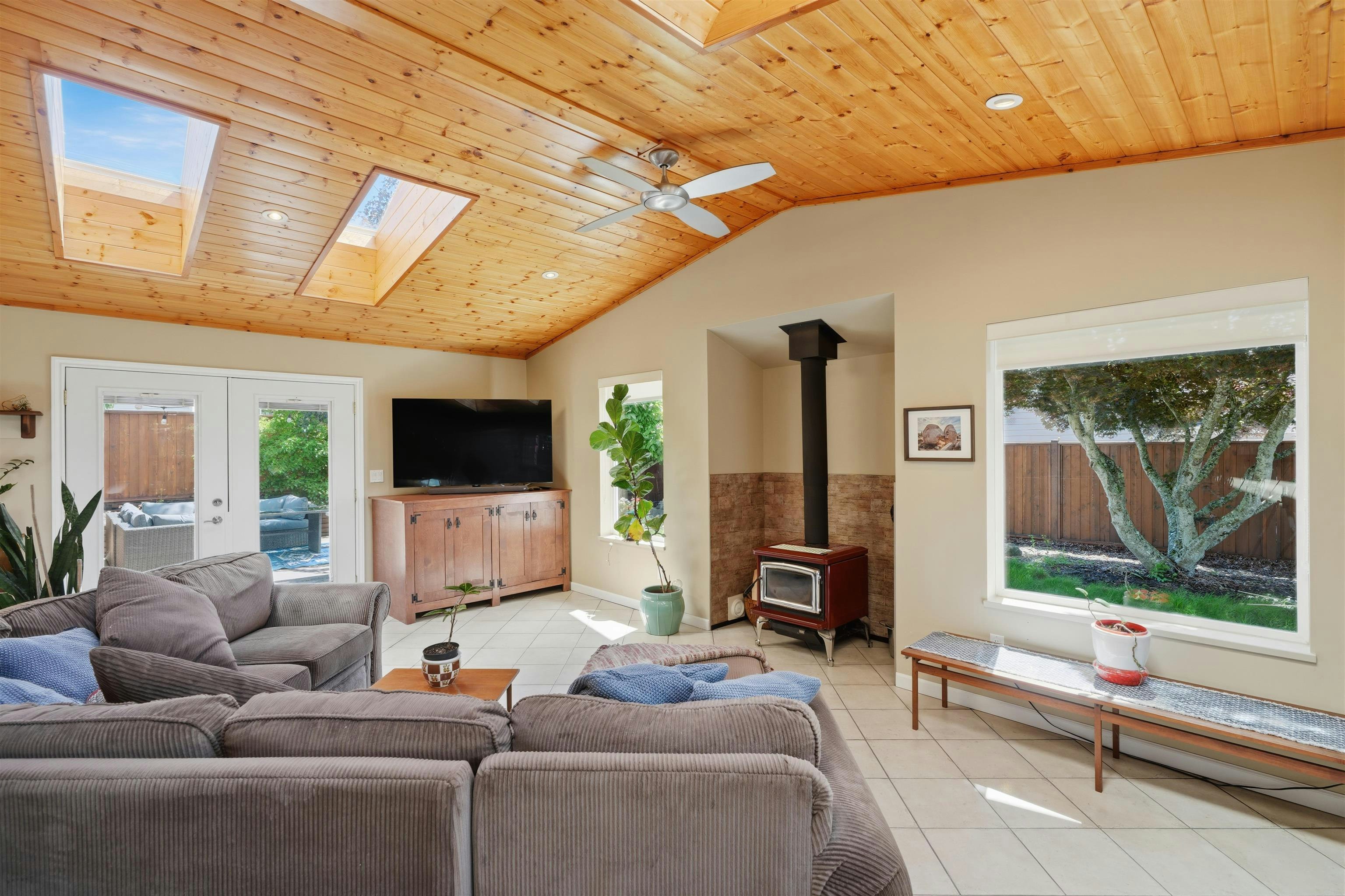5616 Emerson Road, Sechelt, BC, V0N 3A7 - 25