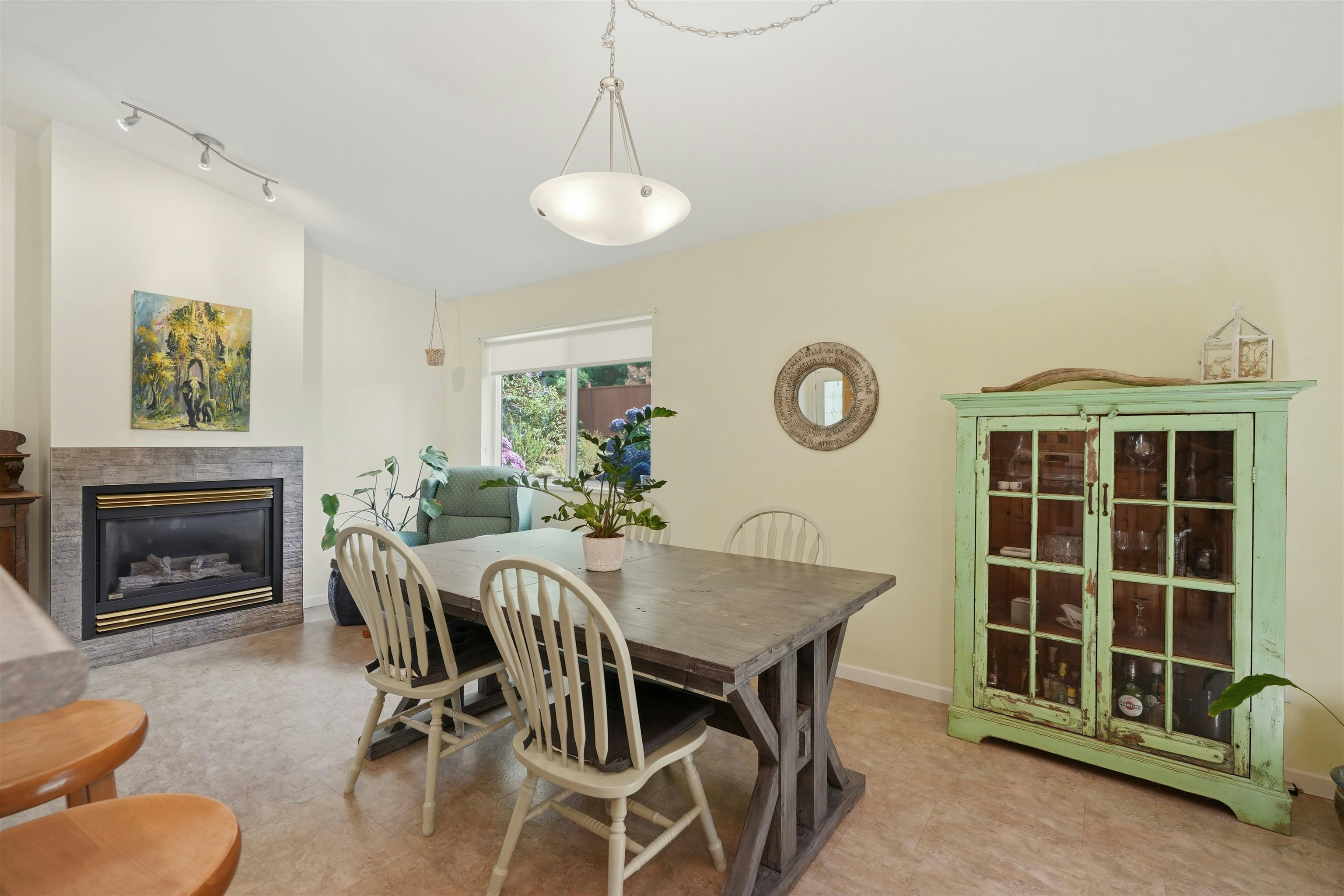 5616 Emerson Road, Sechelt, BC, V0N 3A7 - 17