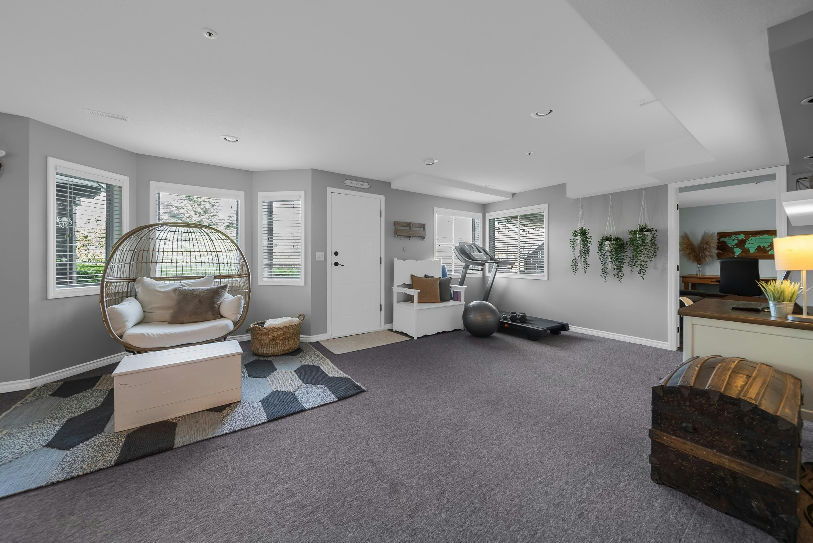 35993 Eaglecrest Place, Abbotsford, BC, V3G 1E7 - 35