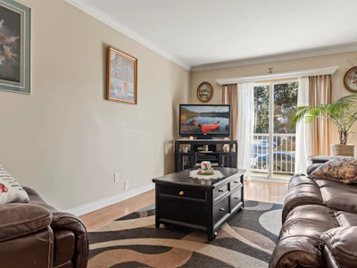 105-8934 Mary Street - 4