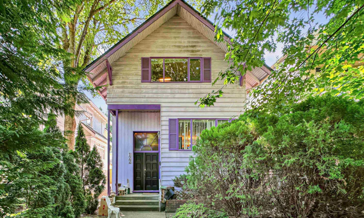 122 W 17th Avenue