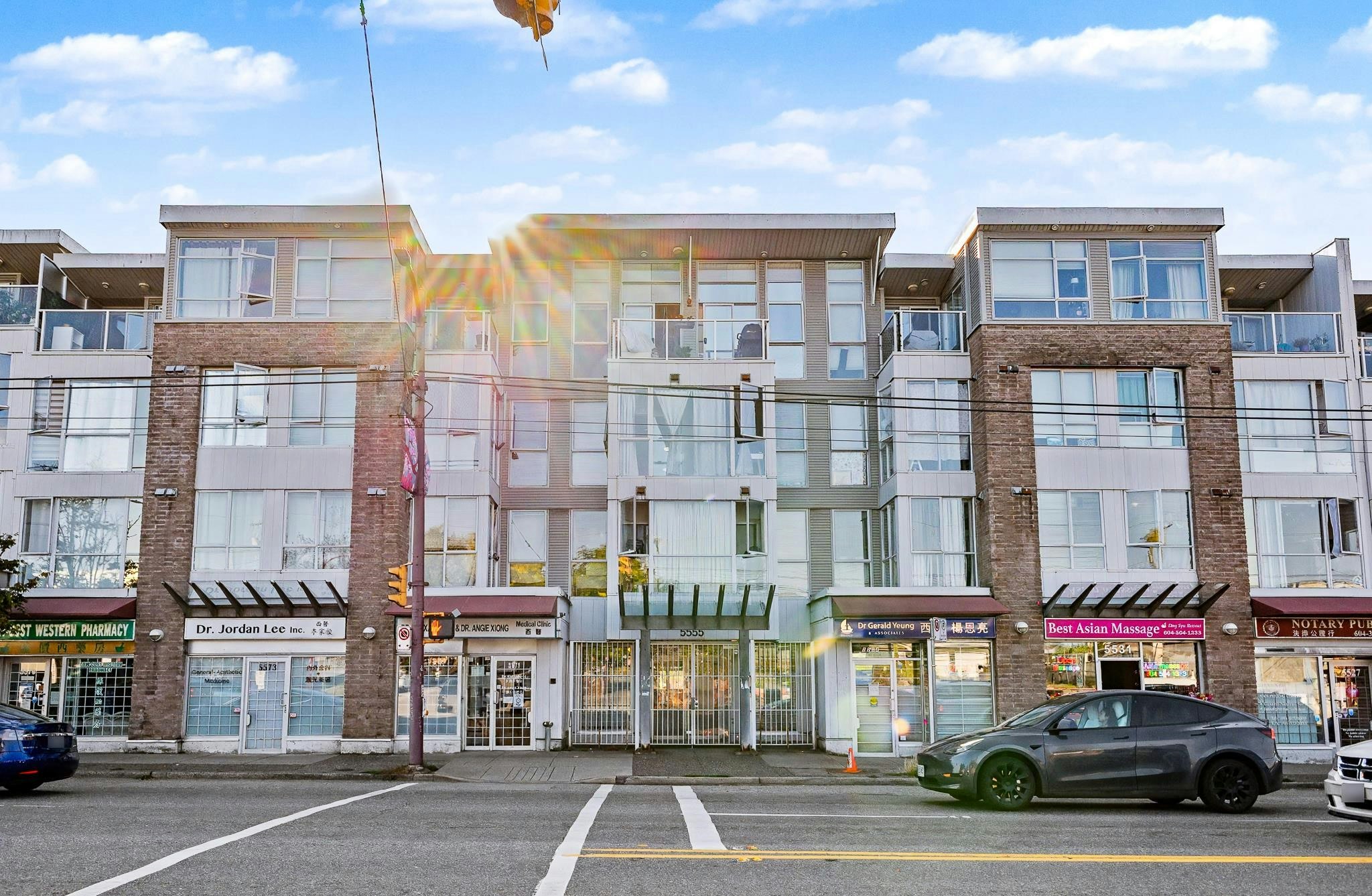 203-5555 Victoria Drive, Vancouver, BC, V5P 4Y3