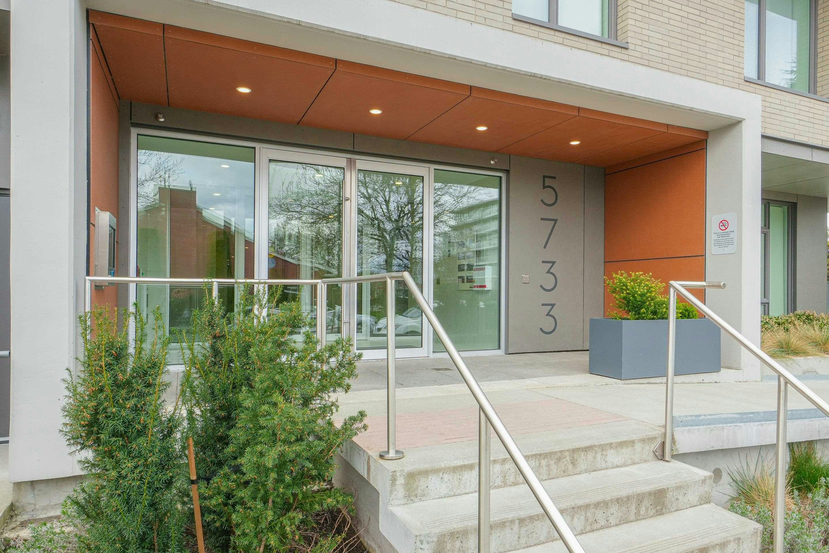 411-5733 Alberta Street, Vancouver, BC, V5Y 0M3