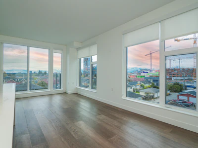 411-5733 Alberta Street - 5