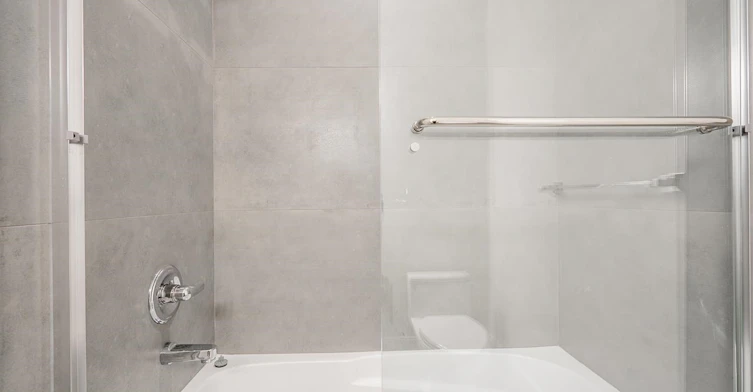 LOWER A-45945 Lewis Avenue, Chilliwack, BC, V2P 3C3 - 6