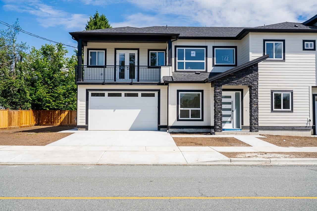 LOWER A-45945 Lewis Avenue, Chilliwack, BC, V2P 3C3
