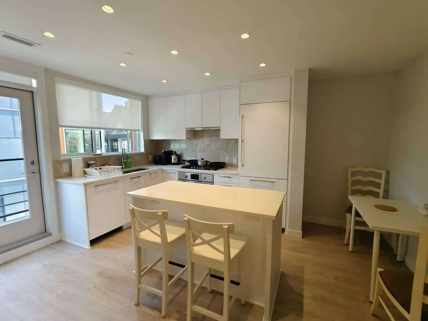 Ensuite at TH11-2728 Acadia Rd Road, Vancouver, BC, V6T 0E5 - 2
