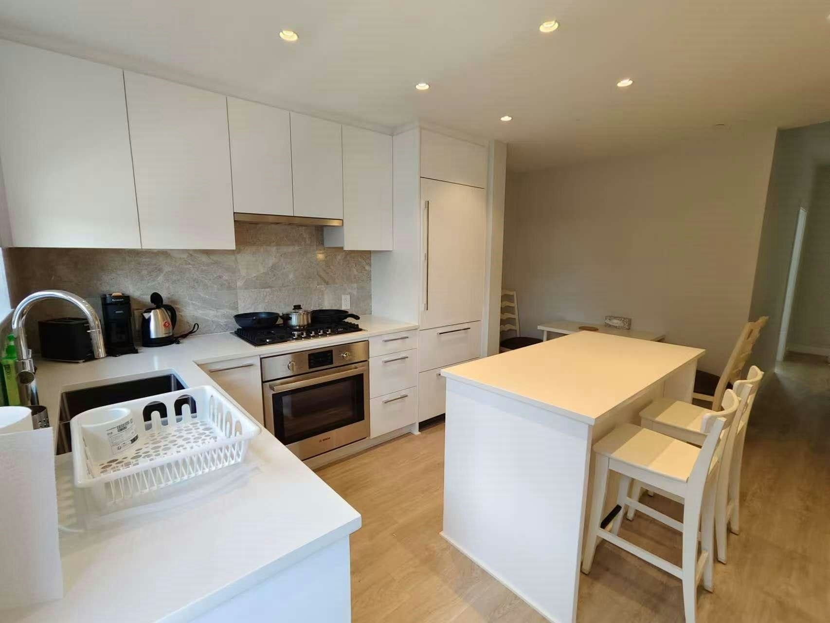 Ensuite at TH11-2728 Acadia Rd Road, Vancouver, BC, V6T 0E5 - 3