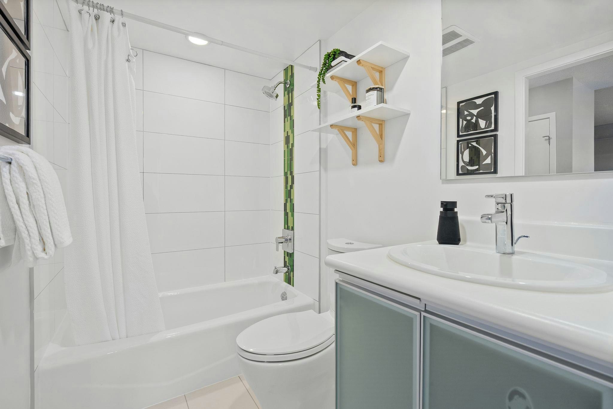 810-66 W Cordova Street, Vancouver, BC, V6B 0L2 - 13