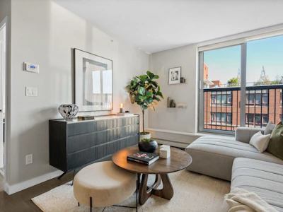 810-66 W Cordova Street - 3