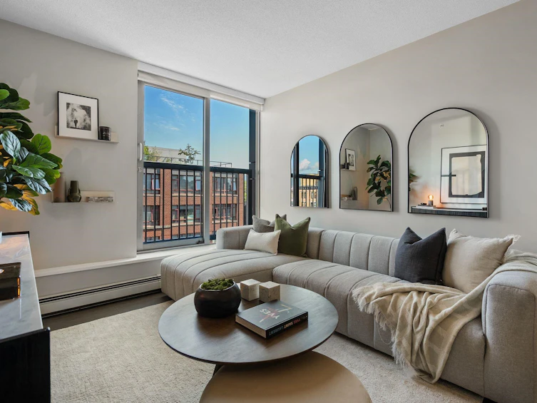 810-66 W Cordova Street, Vancouver, BC, V6B 0L2