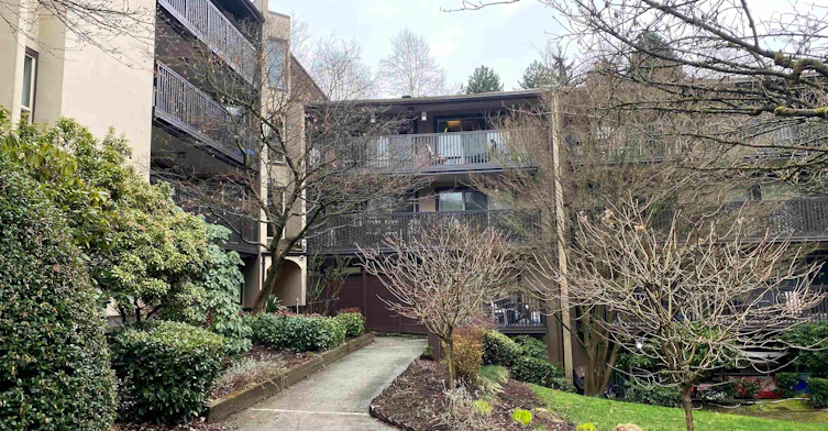 515-9867 Manchester Drive, Burnaby, BC, V3N 4P6