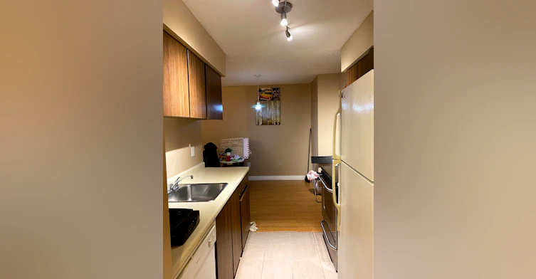 515-9867 Manchester Drive, Burnaby, BC, V3N 4P6 - 15