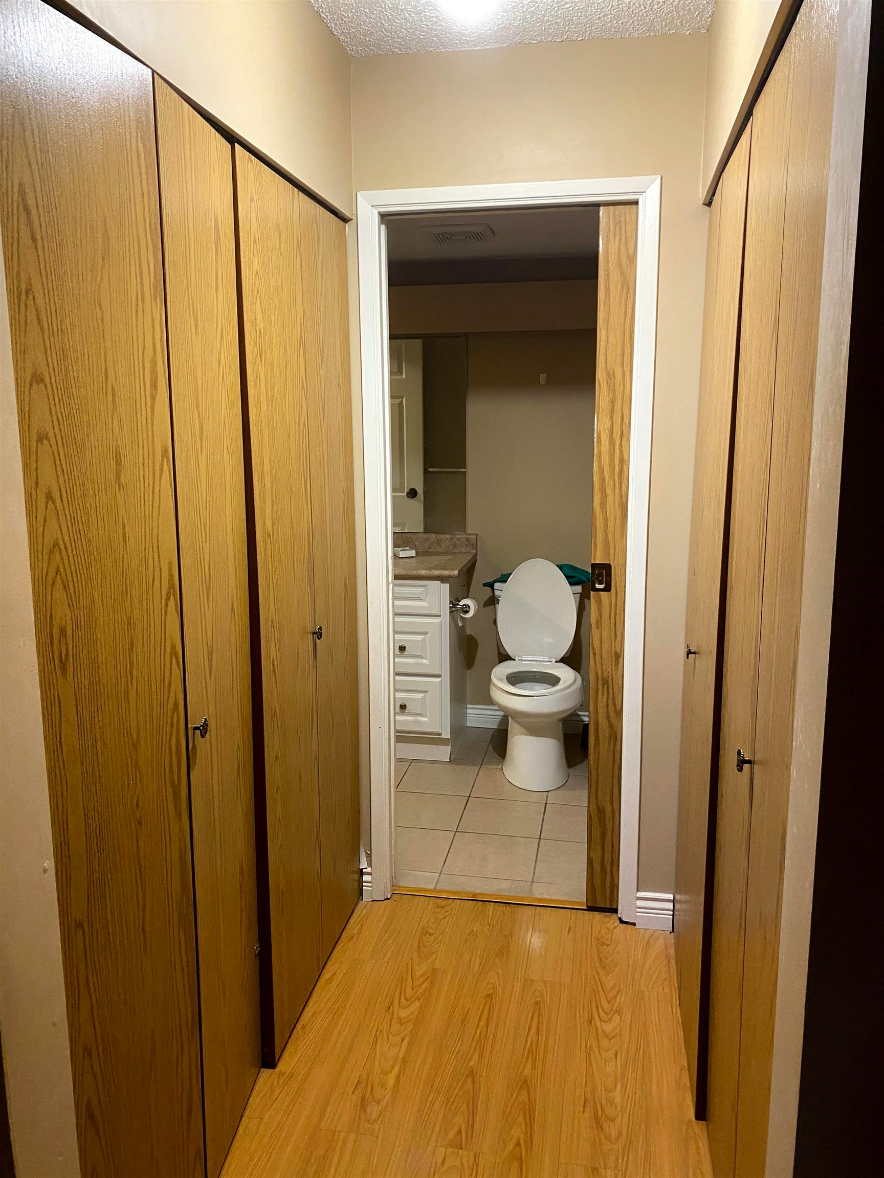 515-9867 Manchester Drive, Burnaby, BC, V3N 4P6 - 3