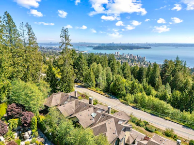 13-2555 Skilift Road - 2