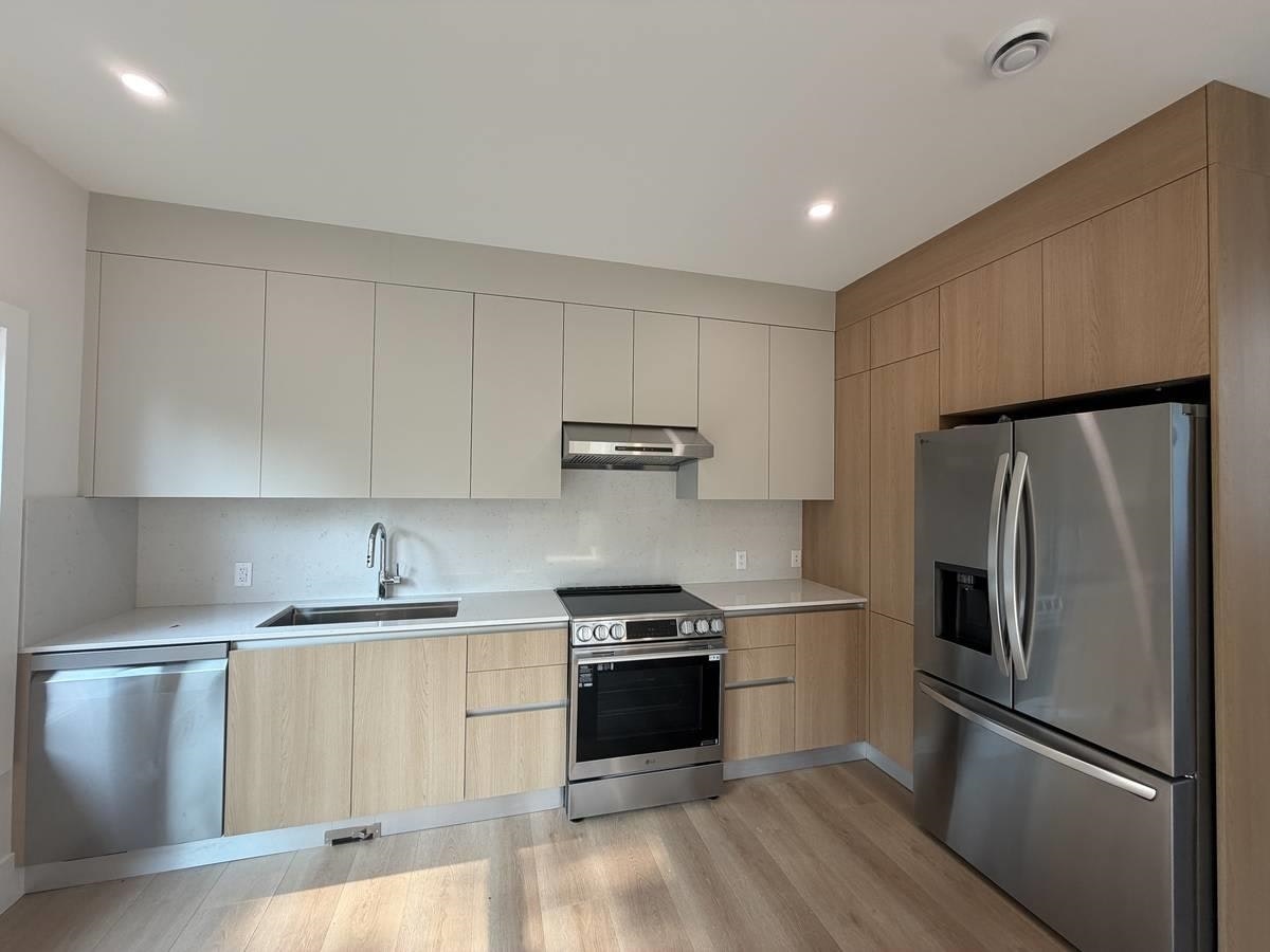 9XX Westmount Drive, Port Moody, BC, V3H 1K8 - 4