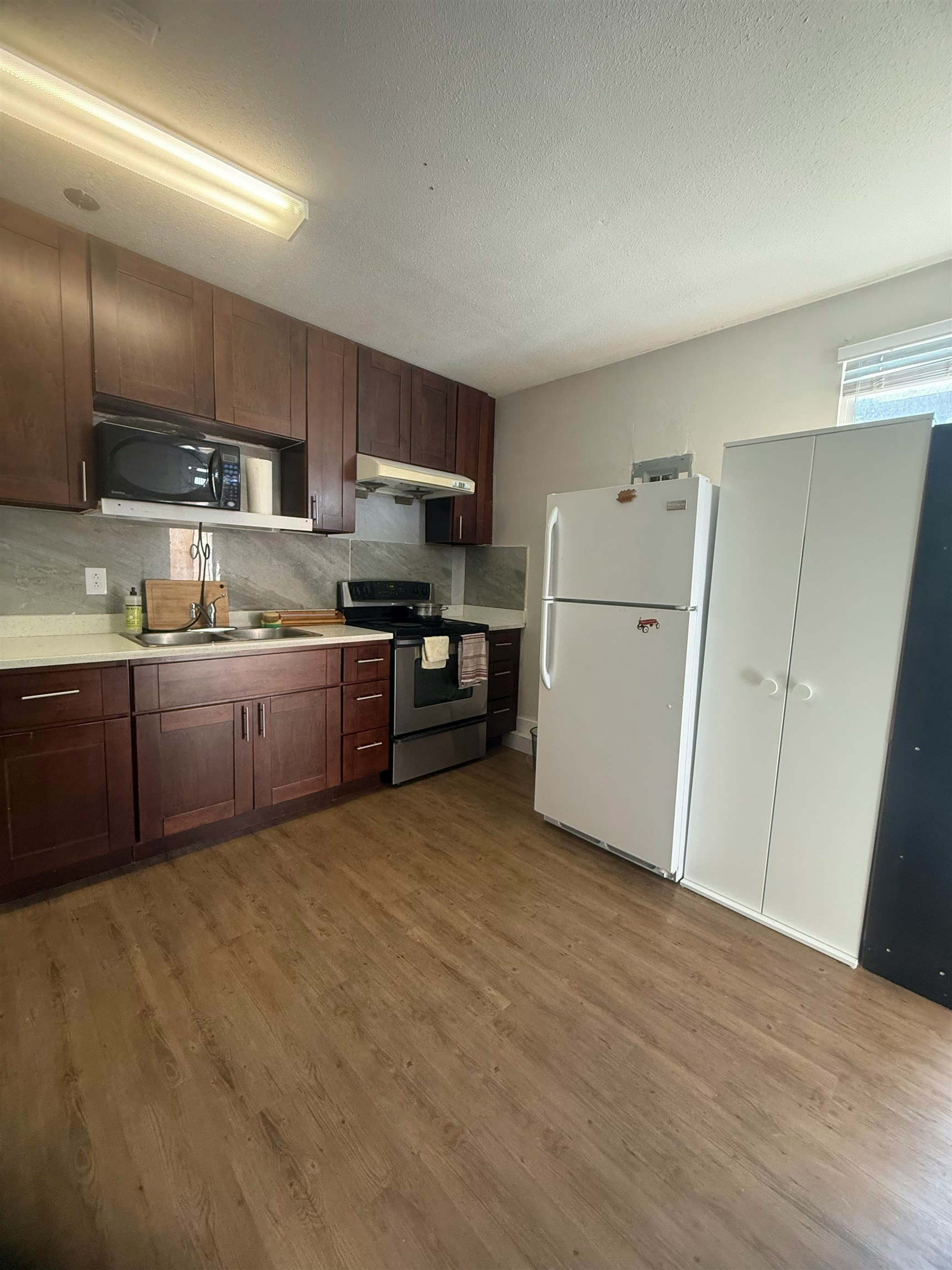3-623 10th Avenue, Vancouver, BC, V5T 2A6 - 2