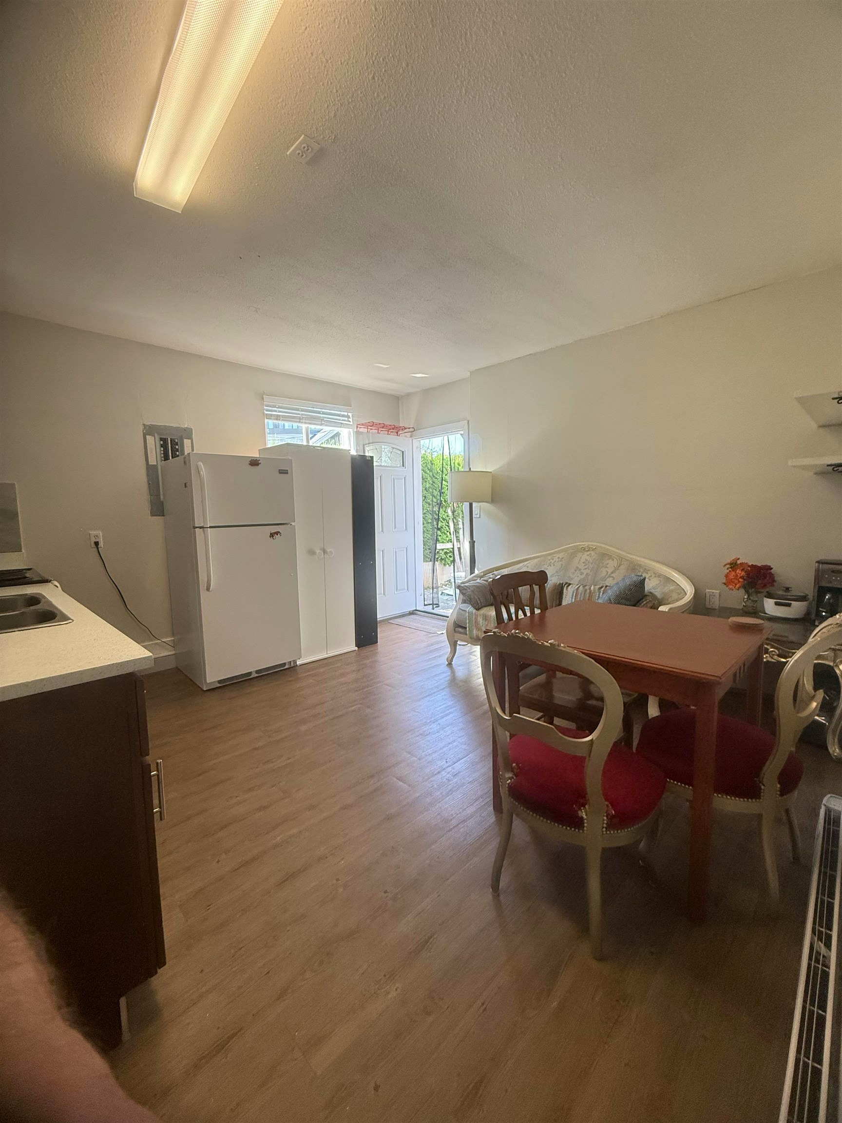 3-623 10th Avenue, Vancouver, BC, V5T 2A6 - 3