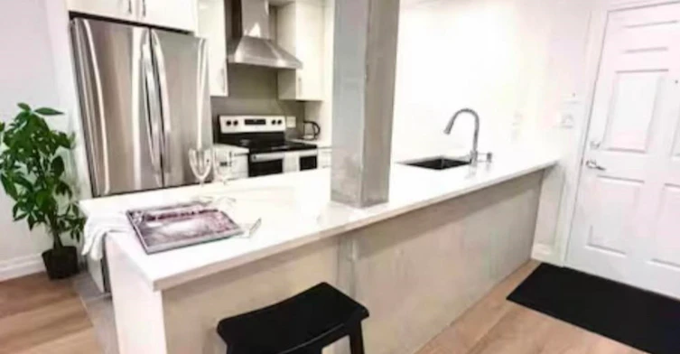 2nd Floor-1119 Vidal Street, Surrey, BC, V4B 3T4 - 2