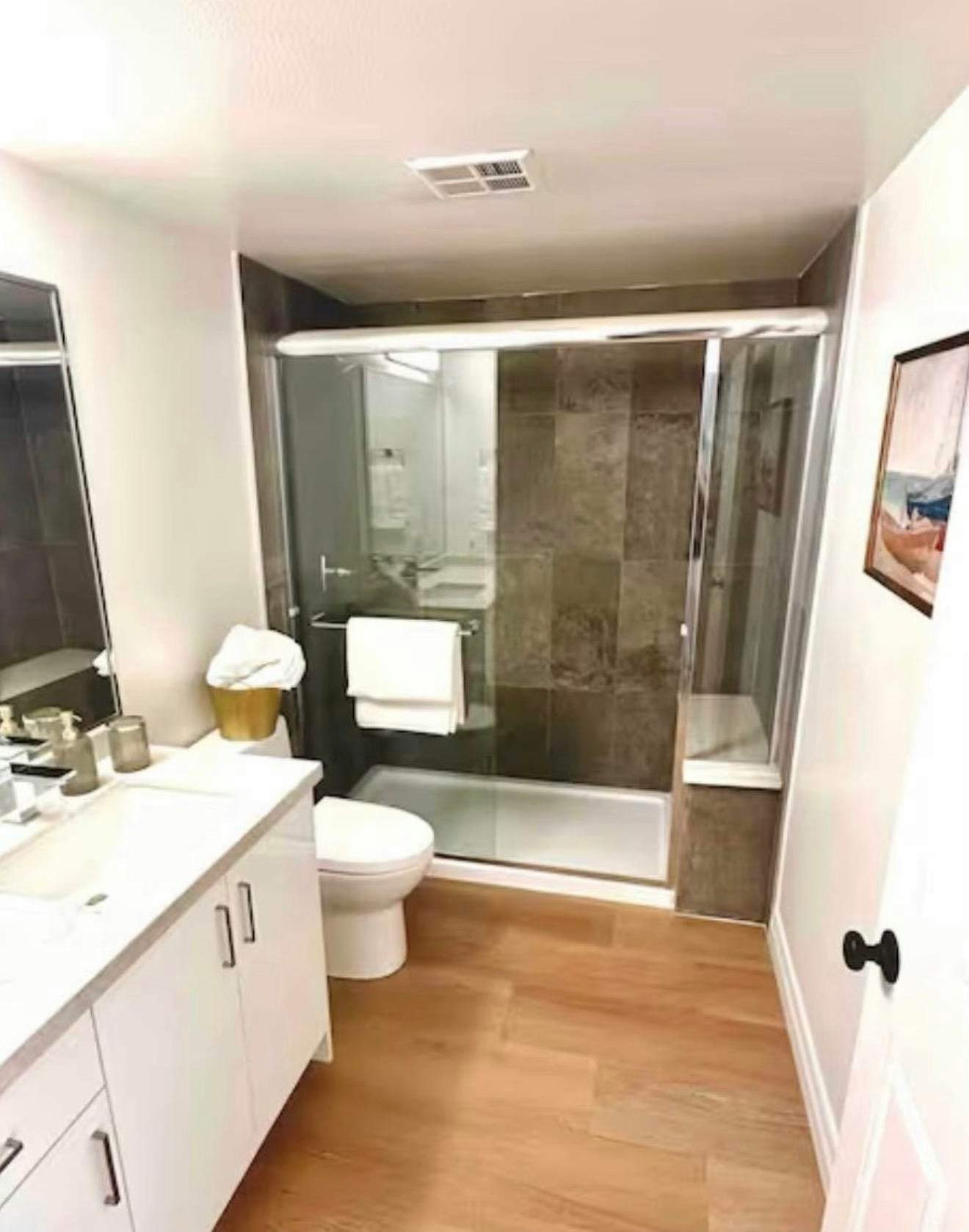 2nd Floor-1119 Vidal Street, Surrey, BC, V4B 3T4 - 4