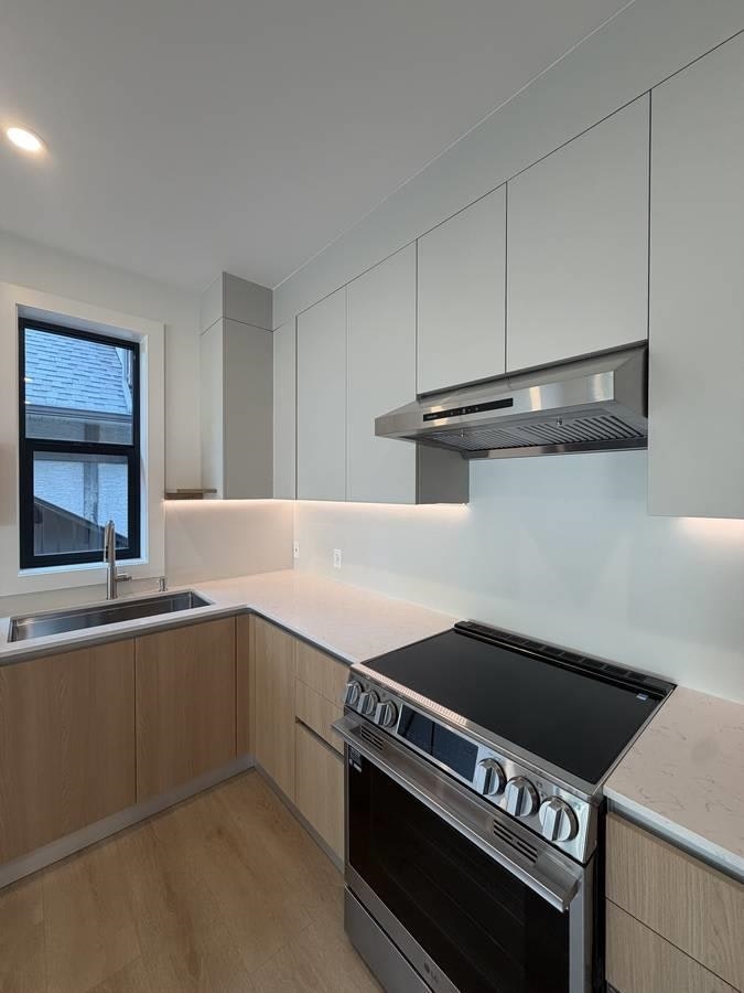 9X3 Westmount Drive, Port Moody, BC, V3H 1K8 - 21