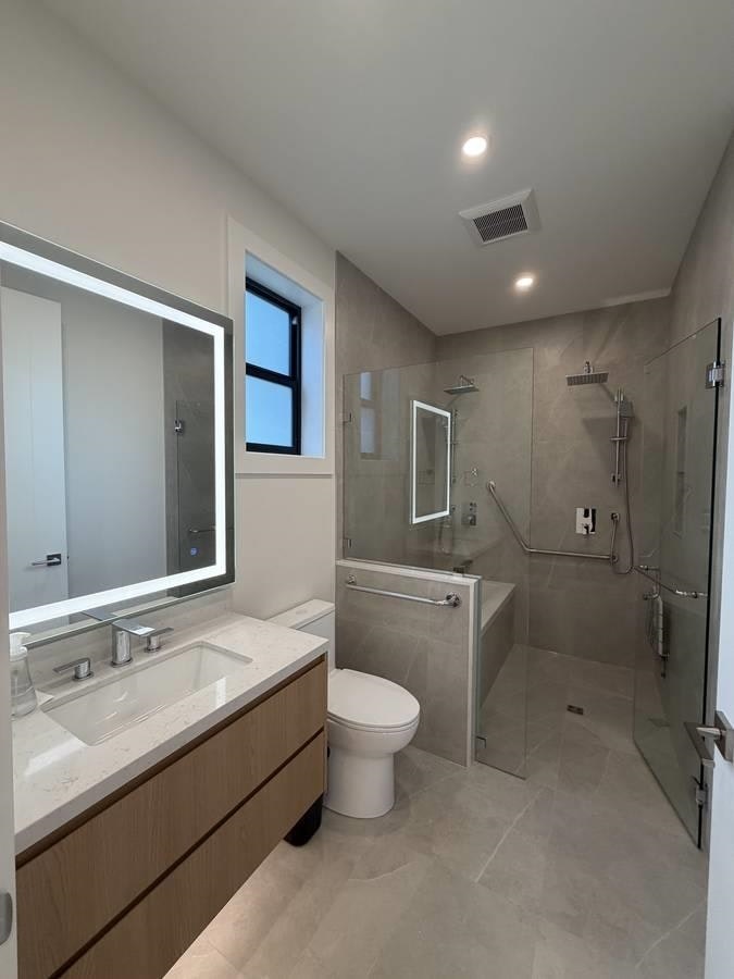 9X3 Westmount Drive, Port Moody, BC, V3H 1K8 - 13