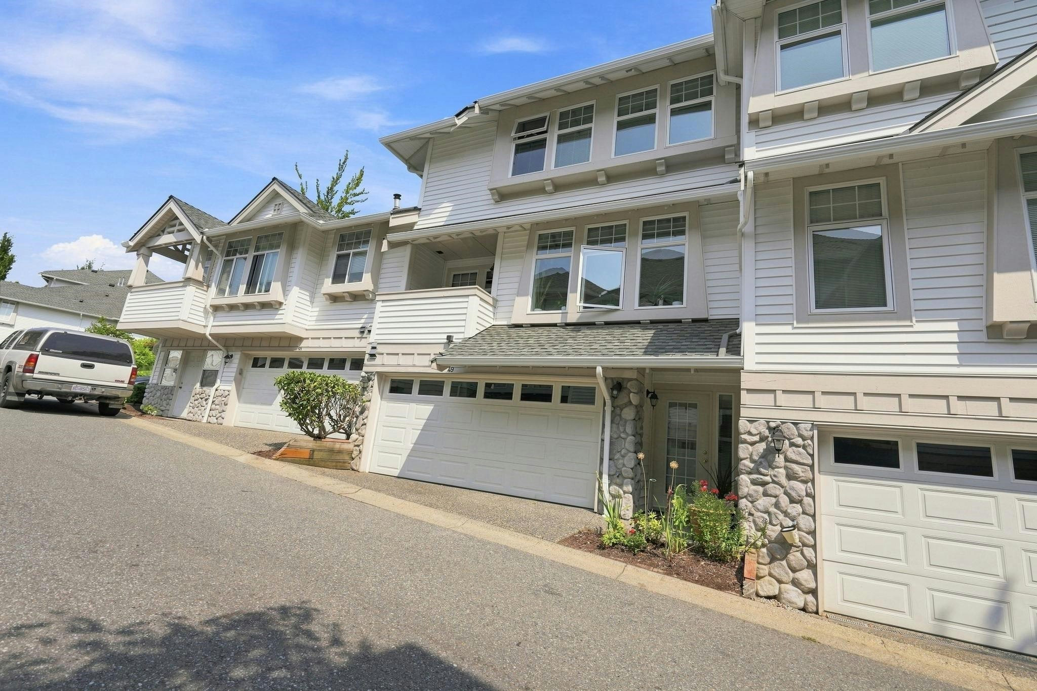 49-15037 58 Avenue - 2